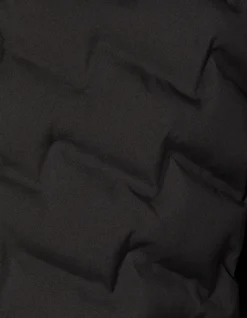 Doudoune noire à capuche avec matelassage soudé, sans couture - NOIR