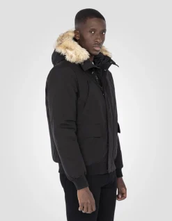 Parka courte noire à capuche avec fausse fourrure - NOIR